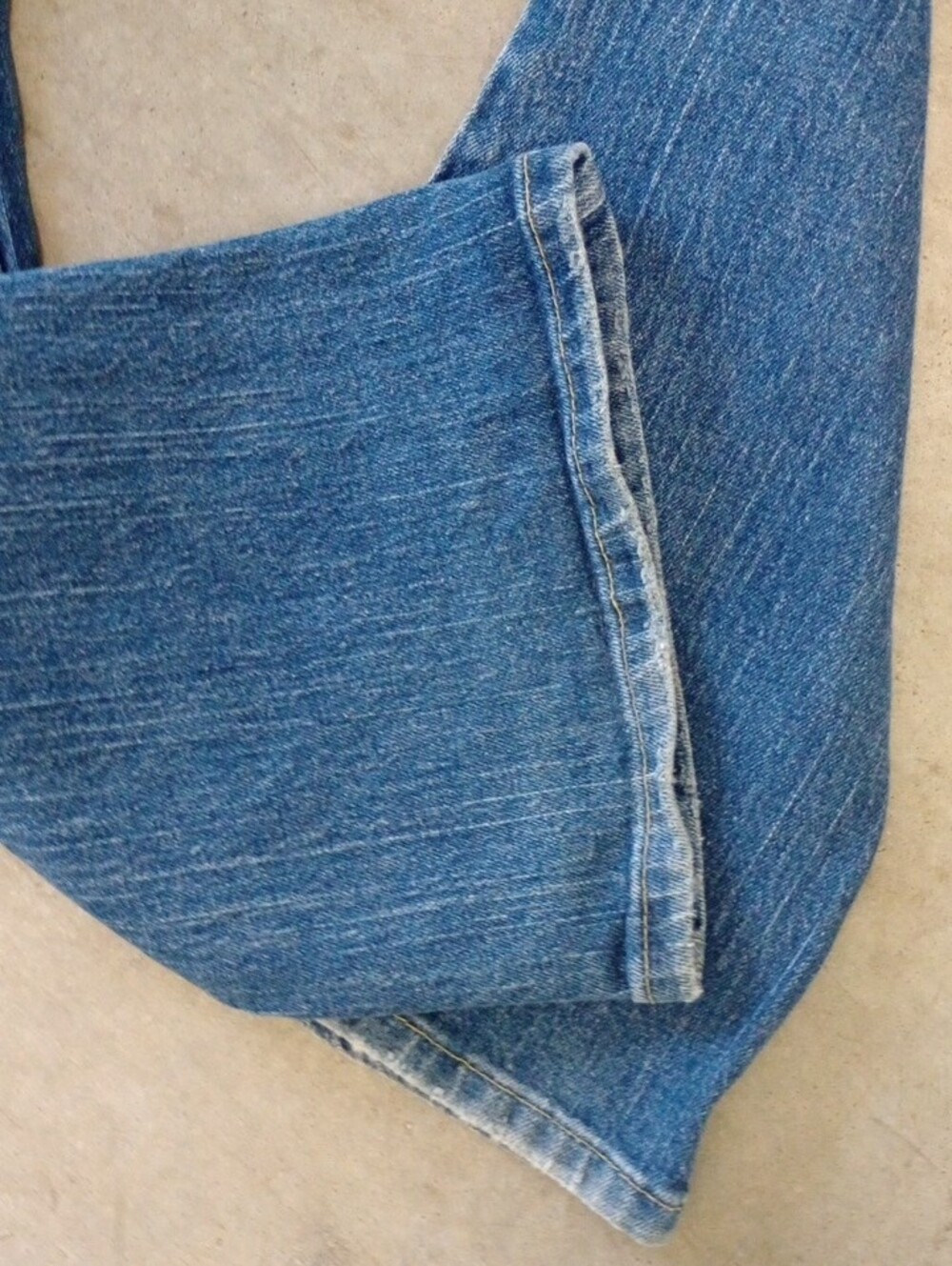 Hollister Medium Blue Flare Jeans - Picture 10 of 10